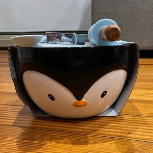 Penguin Mixing Bowl and Baking Set
